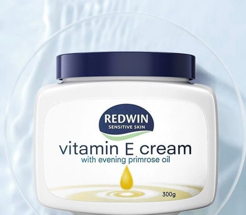 Kem Dưỡng Redwin Vitamin E Dưỡng Da Mềm Mịn 300g - Hàng Nhật nội địa