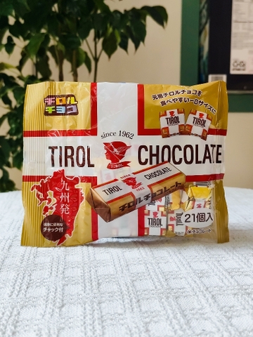 Kẹo viên socola Tirol vị sữa 140g ( 21 viên)- Hàng Nhật nội địa