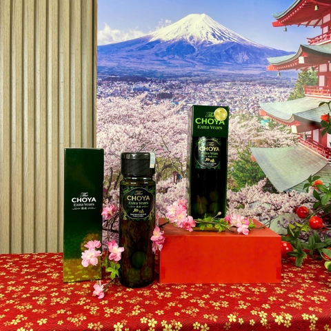 Rượu mơ Choya Umeshu Extra Years 17% 700ml - Hàng Nhật nội địa