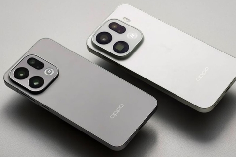 OPPO Find X10 lộ camera selfie 100MP cảm biến vuông như iPhone 17, hứa hẹn nâng tầm quay chụp