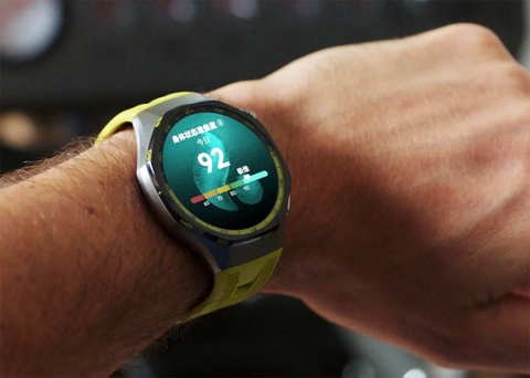 Trên Tay Huawei Watch GT 7 Pro: Viền Gốm, Kính Sapphire Cao Cấp, Bổ Sung Tính Năng Sức Khỏe Mới