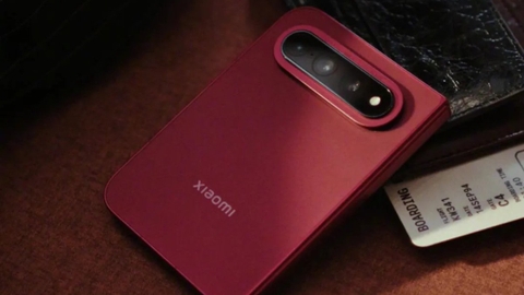 Xiaomi 18 Fold Rò Rỉ: Tỷ Lệ Màn Hình 2:1 Độc Đáo Chuẩn Trang Sách