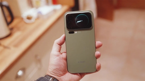 Rò Rỉ Xiaomi 18 Pro Max: Siêu Chip 2nm, Bộ Đôi Camera Khủng 200MP Cùng Viên Pin Phá Đảo 8.500 mAh