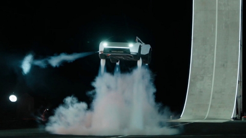 Tesla Roadster Thế Hệ Mới: Đột Phá Công Nghệ Vòi Phun Khí Nén Và Lộ Trình Thương Mại Hóa