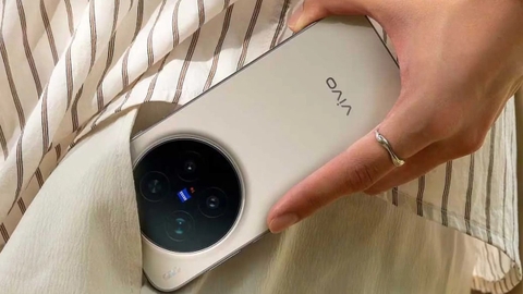 Vivo X500 Lộ Cấu Hình Cực Khủng: Pin 7500mAh, Sạc Nhanh 90W Chuẩn Flagship