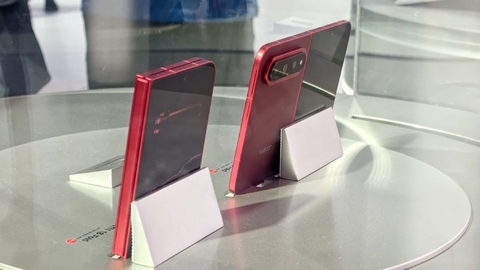 IFA 2026: Xiaomi Bất Ngờ Trưng Bày Xiaomi 18 Fold Với Thiết Kế Sắc Đỏ Rực Rỡ