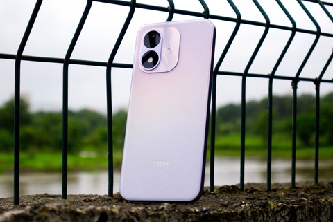 Trên Tay Xiaomi Redmi Note 17 5G: Pin Khủng 8.000 mAh, Màn Hình AMOLED Rực Rỡ