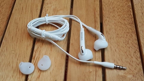TAI NGHE SAMSUNG S7