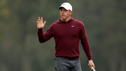 Rory McIlroy đánh gẫy gậy, ghi 7 birdie vòng 1 BMW PGA Championship