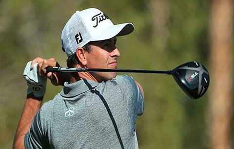 Adam Scott kêu gọi khán giả không cổ vũ Tiger Woods