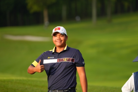 Nguyễn Đức Sơn lọt top 8 bảng U21 Nam tại Faldo Junior Tour Europe Grand Final 2024