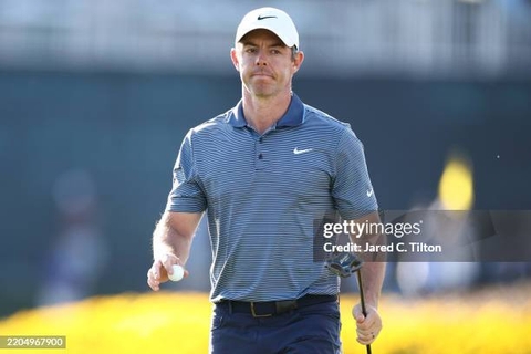 Rory McIlroy đánh -5 gậy sau sự cố với khán giả tại The Players Championship