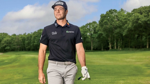 Viktor Hovland đang thi đấu với ngón chân bị gãy tại The Sentry Tournament 2025