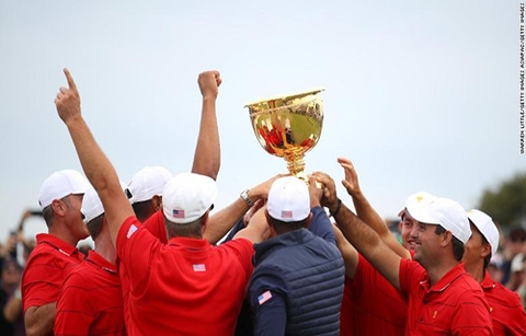 Tiger Woods nhận được tình cảm đặc biệt khi tuyển Mỹ vô địch Presidents Cup 2019