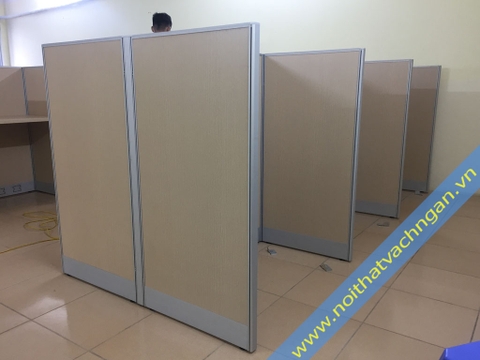 Vách ngăn bàn làm việc nỉ V3N
