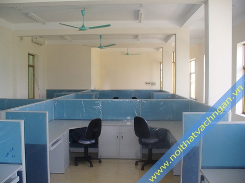 Vách ngăn bàn làm việc nỉ-nỉ VNB06NN