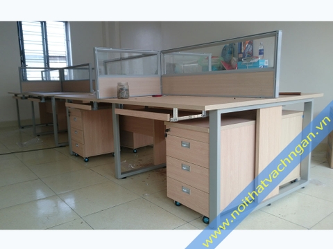 Vách ngăn mặt bàn gỗ-kính VMB01AGK