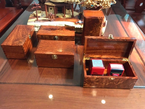 Hộp gỗ đựng đồ trang sức