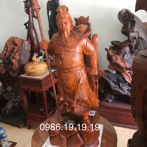 Tiểu sử và ý nghĩa phong thủy của tượng gỗ Quan Công