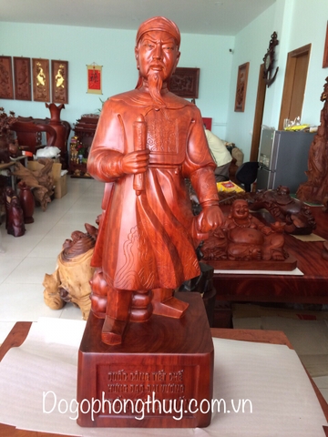 Hưng Ðạo Ðại Vương Trần Quốc Tuấn, Anh hùng dân tộc kiệt xuất