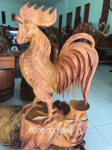 Tượng gà trống gỗ hương gia lai, Cao 70 Rộng 42 Sâu 23cm
