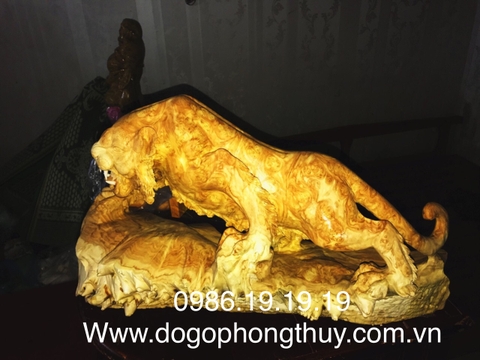 Tượng Hổ Gỗ Ngọc Nghiến