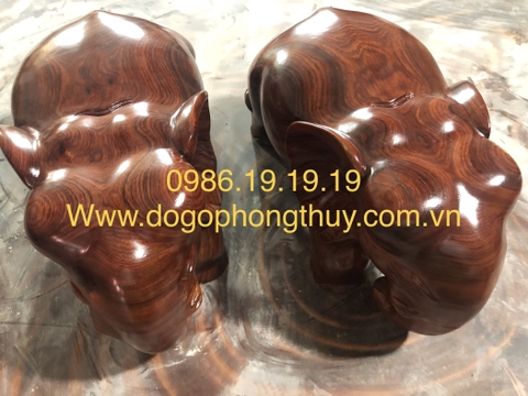 Tượng Voi Gỗ Hương Đaklak