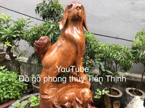 Tượng chó mẫu tử gỗ hương Gia lai