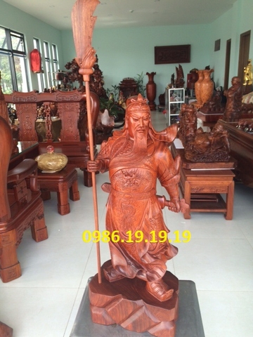 Tượng quan công gỗ hương Gia Lai, cao 80cm rộng 30cm sâu 23cm nặng 14kg