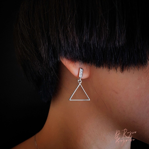KHUYÊN TAI TAM GIÁC VÀNG TRẮNG 14K