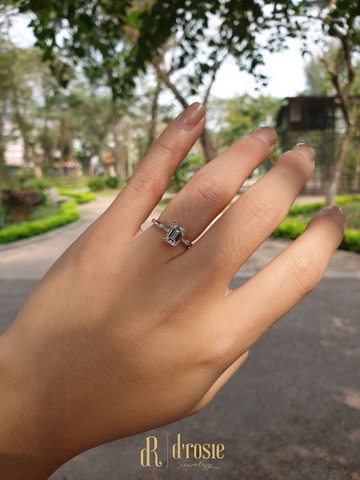 Nhẫn cầu hôn Diamond Emerald Ring - Become the One