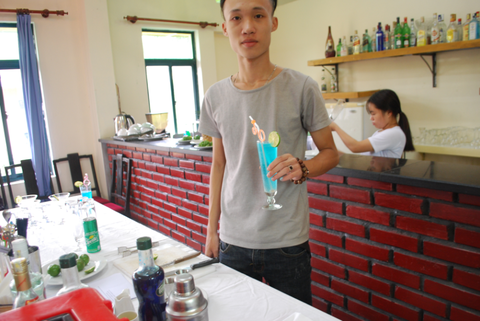 NGHỀ PHA CHẾ BAR
