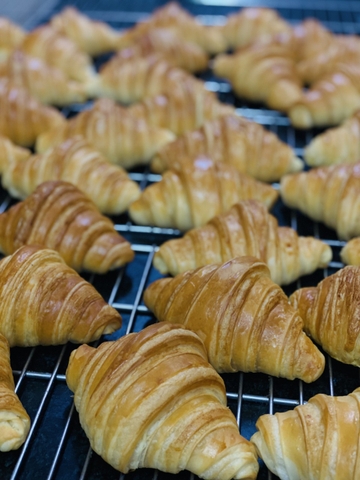 BÁNH CROISSANT - CẦU NỐI ĐẾN ĐẤT NƯỚC PHÁP