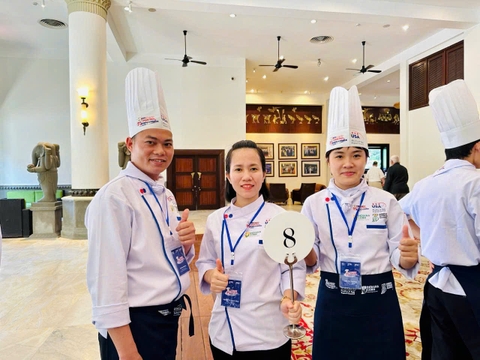 TRƯỜNG HOA SỮA THAM GIA CUỘC THI NẤU ĂN QUỐC TẾ TẠI ĐÀ NẴNG