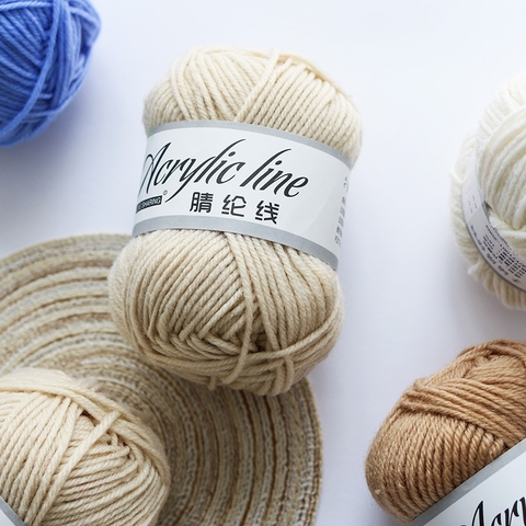 Cuộn Len Acrylic Sợi 2mm 25GR