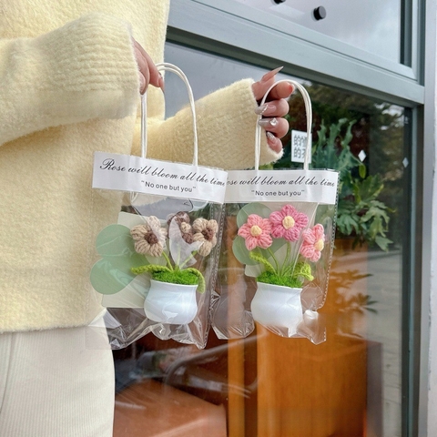 Chậu hoa len để bàn handmade nhiều mẫu dễ thương kèm túi thiệp quà tặng 21/10, sinh nhật, tốt nghiệp, decor trang trí
