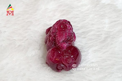 Giới thiệu mặt dây chuyển tỳ hưu đá ruby đỏ hồng