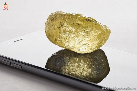 Viên kim cương vàng lớn nhất từ trước đến nay ở Bắc Mỹ