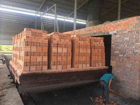 Gạch Nung – Nền Tảng Vững Chắc Cho Mọi Công Trình!