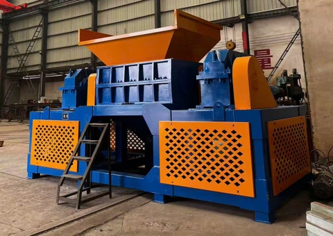 máy băm xay nhựa, gỗ 2 trục