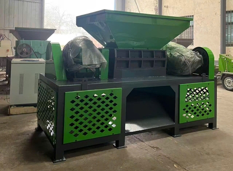 Máy xay tái chế nhựa 2 trục