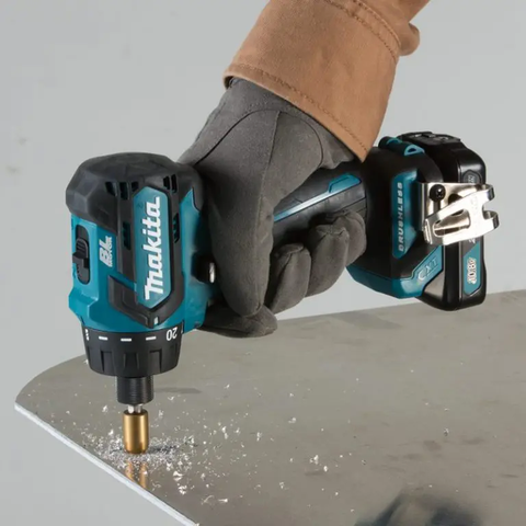 MÁY KHOAN VẶN VÍT DÙNG PIN 12V MAX (KHÔNG KÈM PIN SẠC) MAKITA - DF032DZ