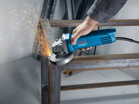 MÁY MÀI 100MM, 710W (CÔNG TẮC ĐUÔI) BOSCH - GWS6-100S