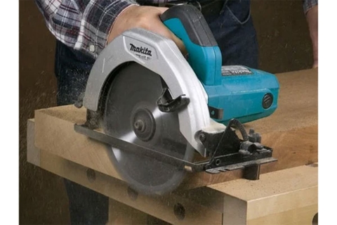 MÁY CƯA GỖ 185MM, 1050W MAKITA - M5801B