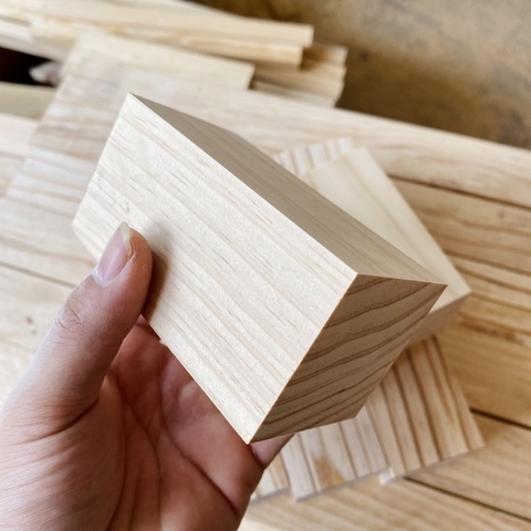 Khối gỗ hình hộp 5x2x1cm
