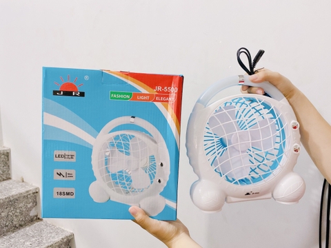 Quạt Để Bàn JR-5500 Điện Sạc Có Đèn