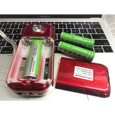 Loa thẻ nhớ FM BKK B-839s 3pin có đèn