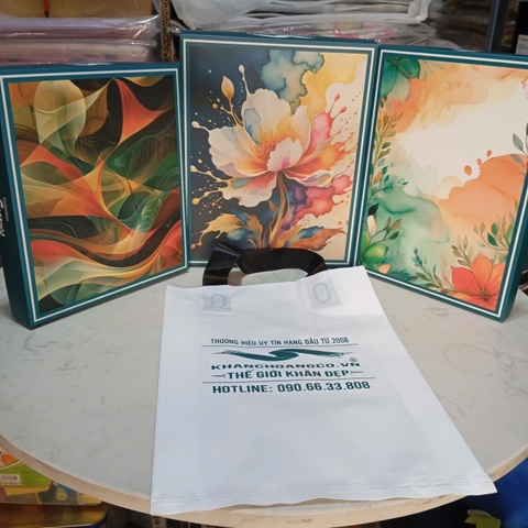 Hộp quà tăng thương hiệu Thế Giới Khăn Đẹp