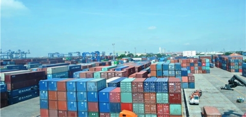 Giảm mạnh chi phí lưu kho, giải phòng hàng ngàn container tồn đọng