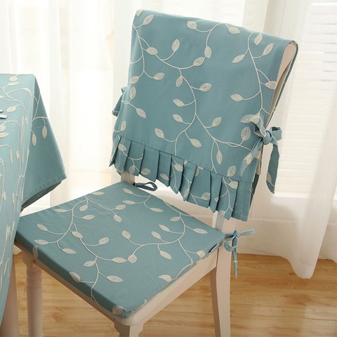 Đệm ghế lá thêu nền xanh dương - BMG322